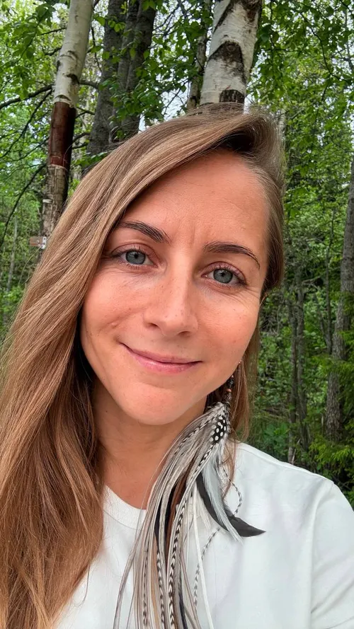 Анна Даршан